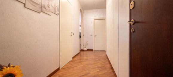 Apartamento de 2 divisões em Baranzate, Italy N.º 4590 2