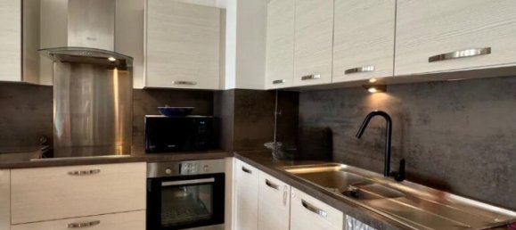 1 bedroom Apartment in Mainvilliers, France No. 50982 3