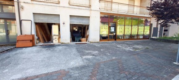 4-Zimmer Gewerbliche Immobilie in Comunanza, Italy, Nr. 154824 8