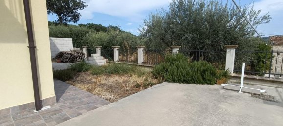 Вилла с 7 спальнями в Альтино, Италия № 372766 21