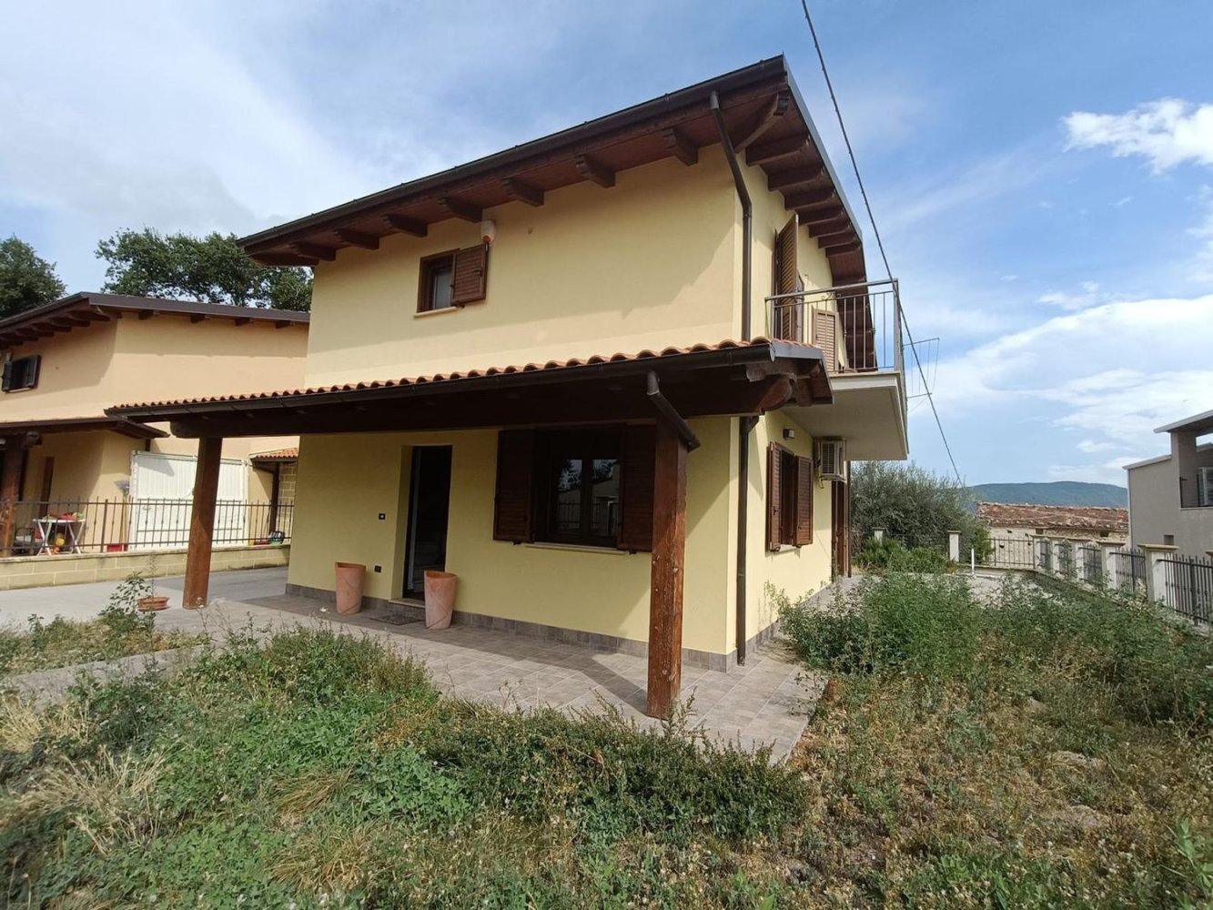 Вилла с 7 спальнями в Альтино, Италия № 372766