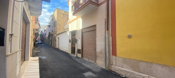 2غرفة شقة في Barletta, Italy رقم 23975 2