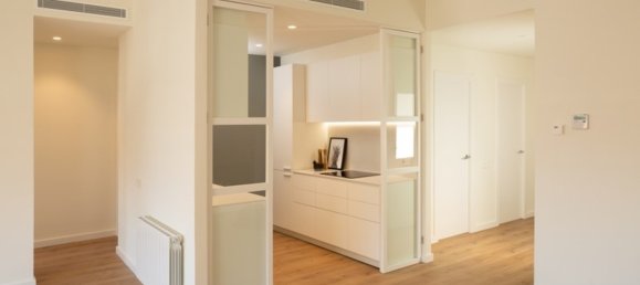 3 bedrooms Apartment in Barcelona, Spain No. 2558 12