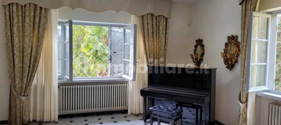 4 bedrooms Villa in Camaiore, Italy No. 73706 4