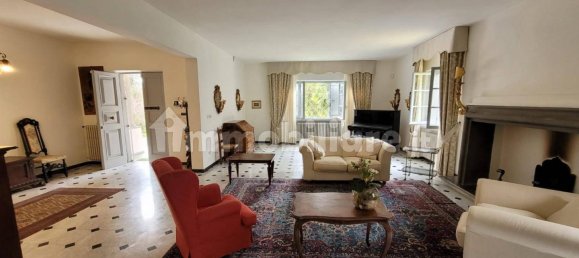 4 bedrooms Villa in Camaiore, Italy No. 73706 2