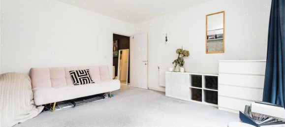 4 bedrooms House in Upton Park, United Kingdom No. 11394 11