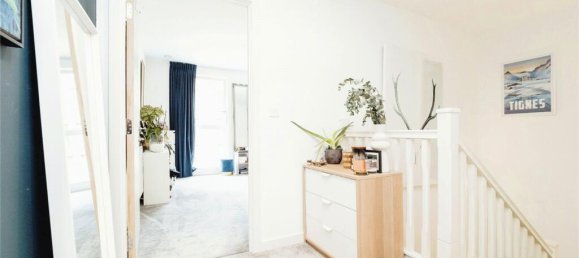 4 bedrooms House in Upton Park, United Kingdom No. 11394 23