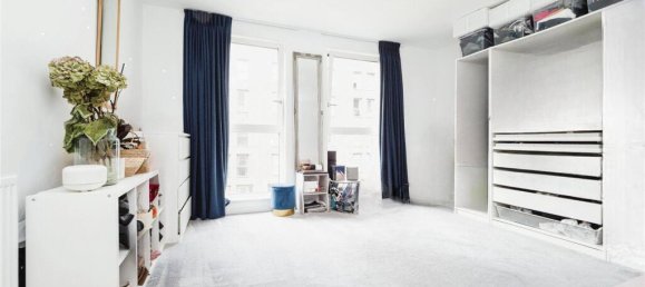 4 bedrooms House in Upton Park, United Kingdom No. 11394 10