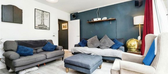 4 bedrooms House in Upton Park, United Kingdom No. 11394 3