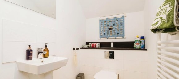 4 bedrooms House in Upton Park, United Kingdom No. 11394 9