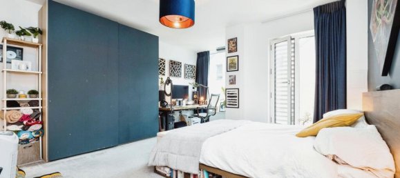 4 bedrooms House in Upton Park, United Kingdom No. 11394 13