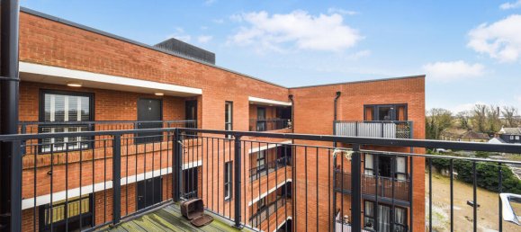 2 Schlafzimmer Wohnung in Wallington, United Kingdom, Nr. 11042 7