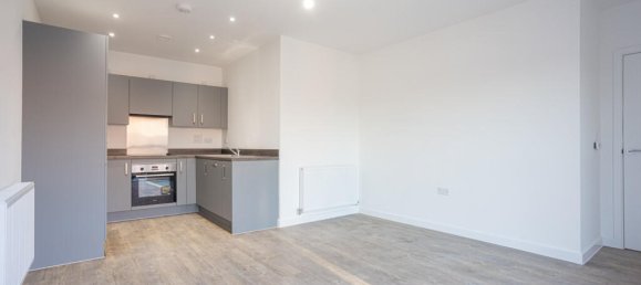 2 Schlafzimmer Wohnung in Wallington, United Kingdom, Nr. 11042 3