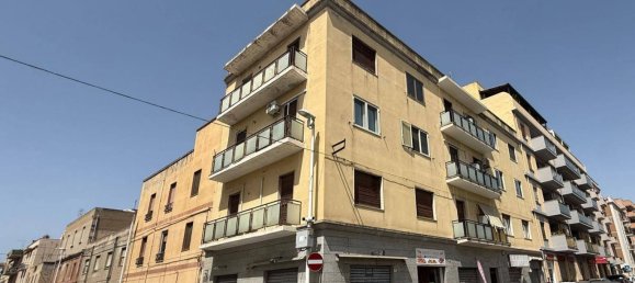4 rooms Apartment in Cagliari, Italy No. 301505 2