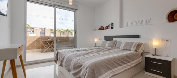 3 غرف نوم منزل في Torrevieja, Spain رقم 188682 17