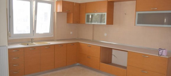 5 bedrooms Property in Oraiokastro, Greece No. 6050 8