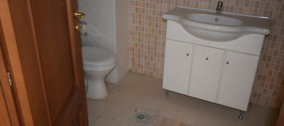 5 bedrooms Property in Oraiokastro, Greece No. 6050 20