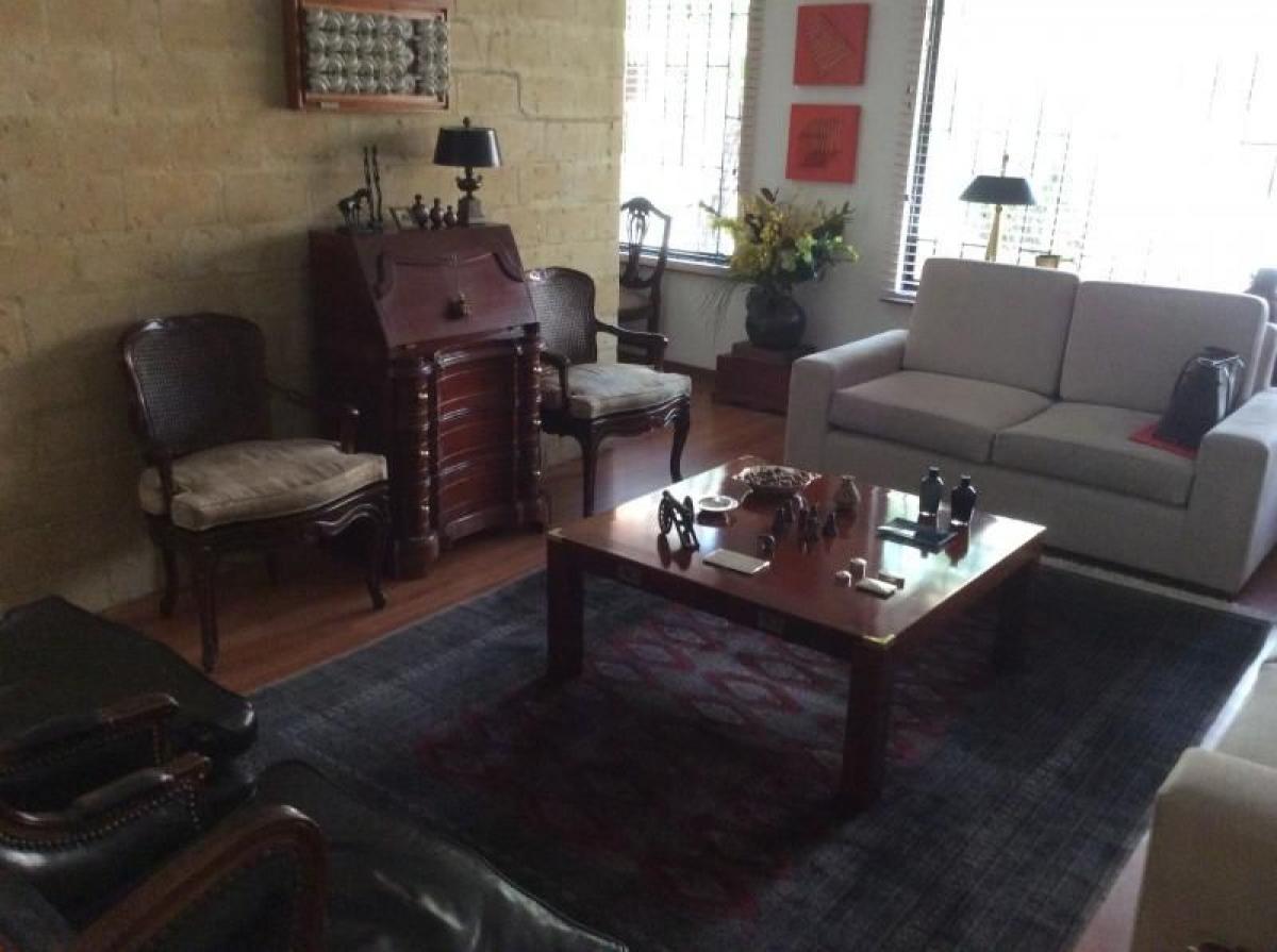 3 bedrooms House in Bogota, Colombia No. 11422