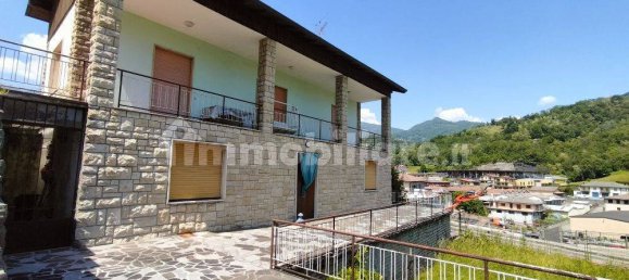 4 غرف نوم فيلا في Sant'Omobono Terme, Italy رقم 16646 3