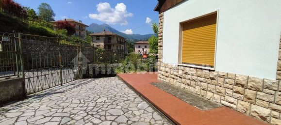 4 غرف نوم فيلا في Sant'Omobono Terme, Italy رقم 16646 2