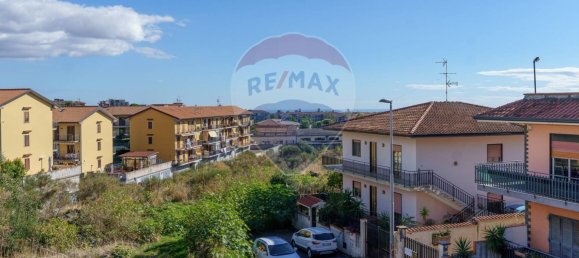 2 chambres Appartement à Catania, Italy No. 45190 55