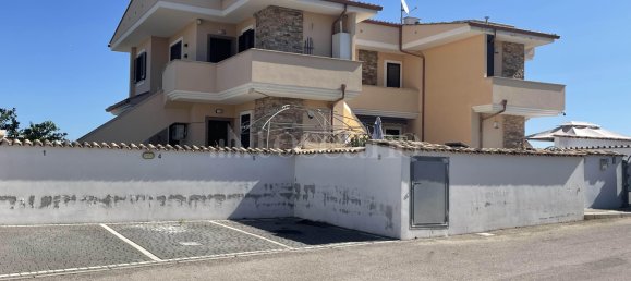 3-Zimmer Wohnung in Pomezia, Italy, Nr. 365398 2