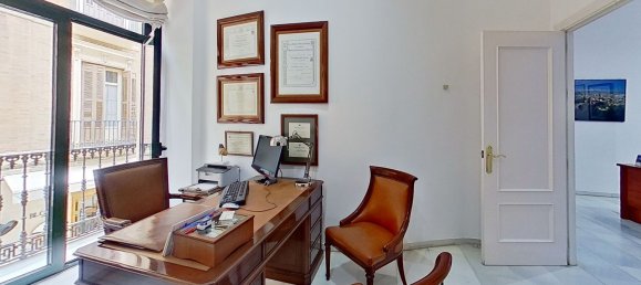 3 bedrooms Apartment in Malaga, Spain No. 107889 4