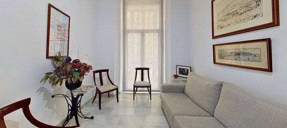 3 bedrooms Apartment in Malaga, Spain No. 107889 2