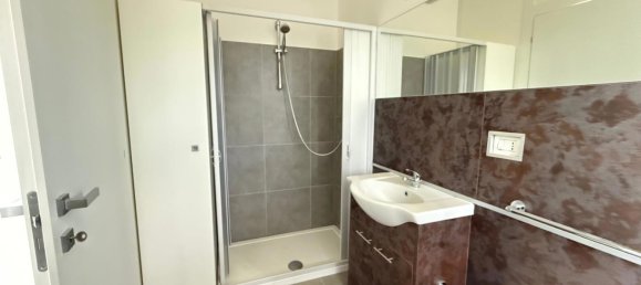 Armazém de 3 divisões em Calcio, Italy N.º 364131 8