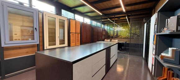 Armazém de 3 divisões em Calcio, Italy N.º 364131 22