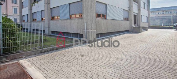 10 rooms Office in Bergamo, Italy No. 106477 23