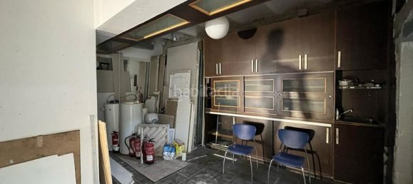 96m² Commercial property in Cornella De Llobregat, Spain No. 187610 17