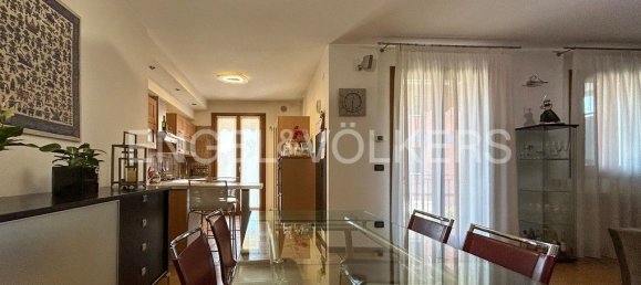 Apartamento de 2 dormitorios en Jesolo, Italy No. 128093 15