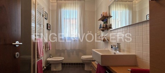 Apartamento de 2 dormitorios en Jesolo, Italy No. 128093 12