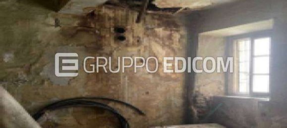 6 bedrooms Apartment in Cuvio, Italy No. 363477 5