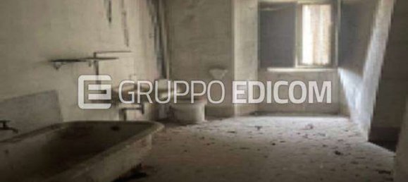 6 bedrooms Apartment in Cuvio, Italy No. 363477 8