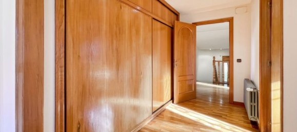 5 bedrooms House in Girona, Spain No. 84410 16