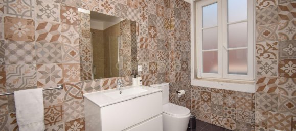 2 bedrooms Apartment in Lisbon, Portugal No. 179069 12