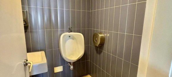 Gewerbliche Immobilie in Cadiz, Spain 160m², Nr. 150202 9