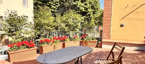 2 bedrooms Apartment in Bologna, Italy No. 329791 6