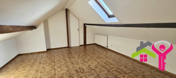 2 bedrooms House in Querenaing, France No. 159680 6