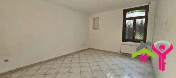 2 bedrooms House in Querenaing, France No. 159680 5