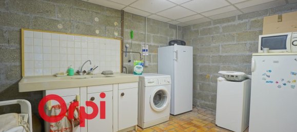 3 bedrooms House in Bernay, France No. 357235 12