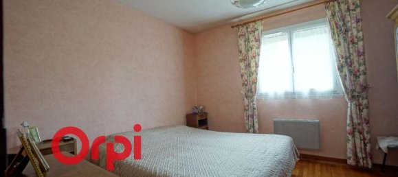 3 bedrooms House in Bernay, France No. 357235 7