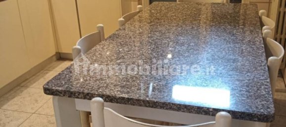 3 Schlafzimmer Wohnung in Verona, Italy, Nr. 347182 9