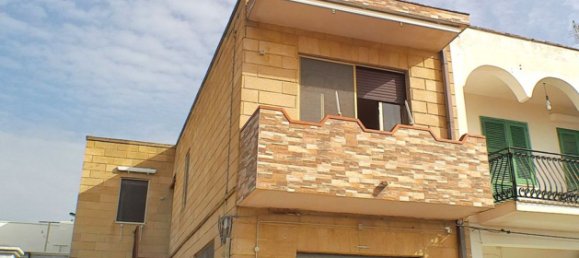 5 rooms Apartment in Manduria, Italy No. 34627 6