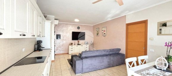 3غرفة شقة في Castegnato, Italy رقم 71154 2