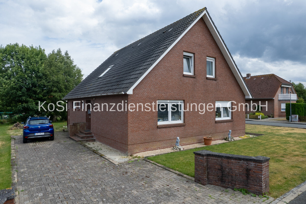 3 bedrooms House in Leer, Germany No. 180141