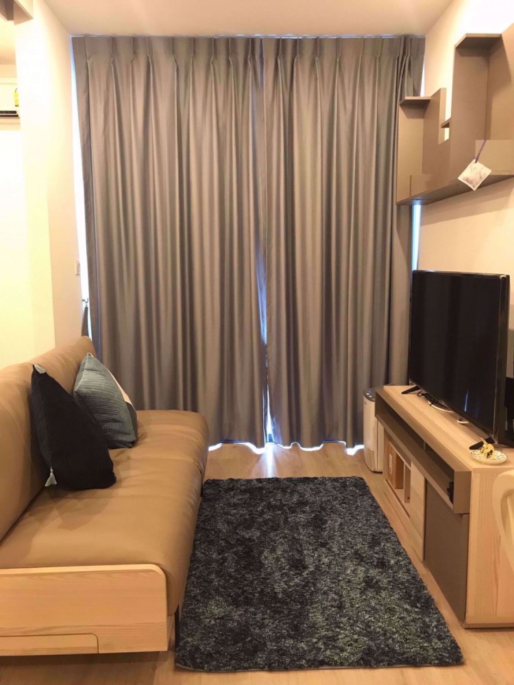 1 bedroom Condo in Bang Rak, Thailand No. 10172