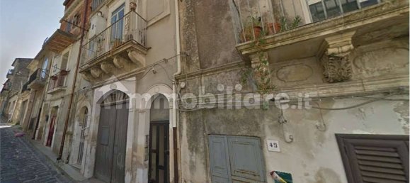 4 bedrooms Apartment in Palazzolo Acreide, Italy No. 49175 16